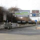 Oggi le giostre si trovano in una zona situata alle spalle di viale Pasteur. Sull�arteria si trova un varco che permette di accedere al centro commerciale Mongolfiera